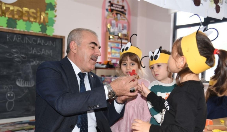 “KEYİFLİ BİR TATİL GEÇİRMENİZİ DİLİYORUM”