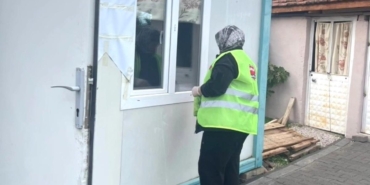 SINDIRGI BELEDİYESİ, DEPREMZEDELERİN YANINDA DURMAYA DEVAM EDİYOR