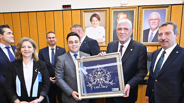 iyi parti cahit-16x9_072