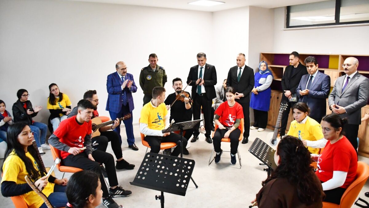 GENÇLİKSPOR-16x9_060 (15)