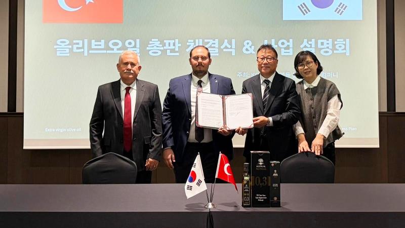 SEUL’DE AYVALIK RÜZGARI ESİYOR