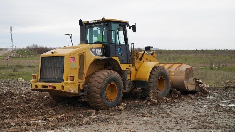 SUSURLUK’TA YOLLAR GENİŞLEDİ, ULAŞIM RAHATLADI