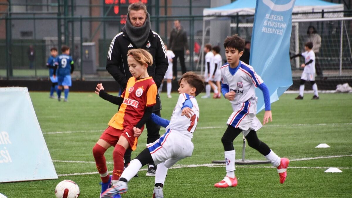 SPOR-FUTBOL ŞENLİĞİ-16x9_024