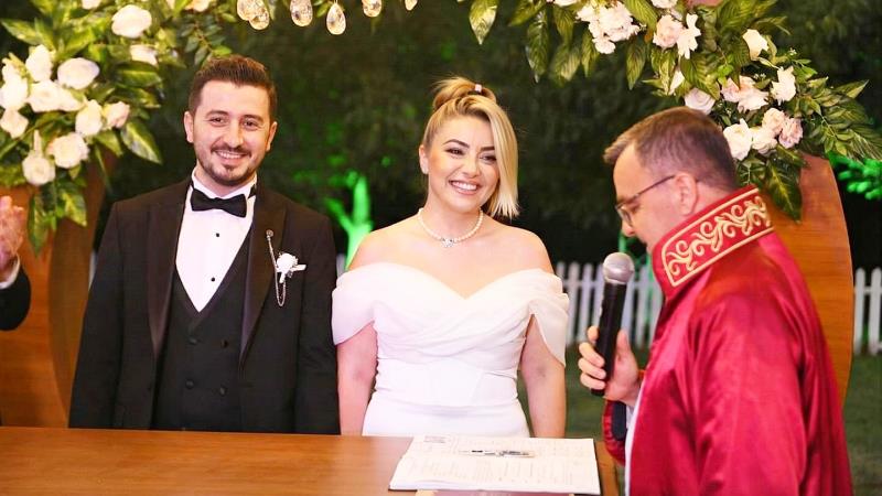 ALTIEYLÜL EVLENECEK ÇİFTLER-16x9_063