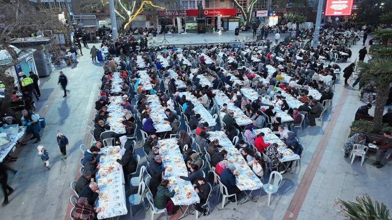 ++ 4 BURHANİYE BÜYÜK İFTAR-16x9_146