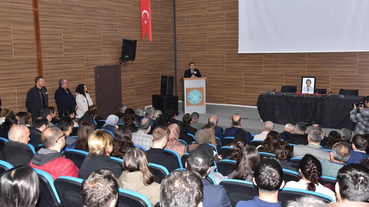 Balıkesir Üniversitesi Hukuk Fakültesi’nde Hüzünlü Veda: Genç Akademisyen Kaçmaz Hayatını Kaybetti