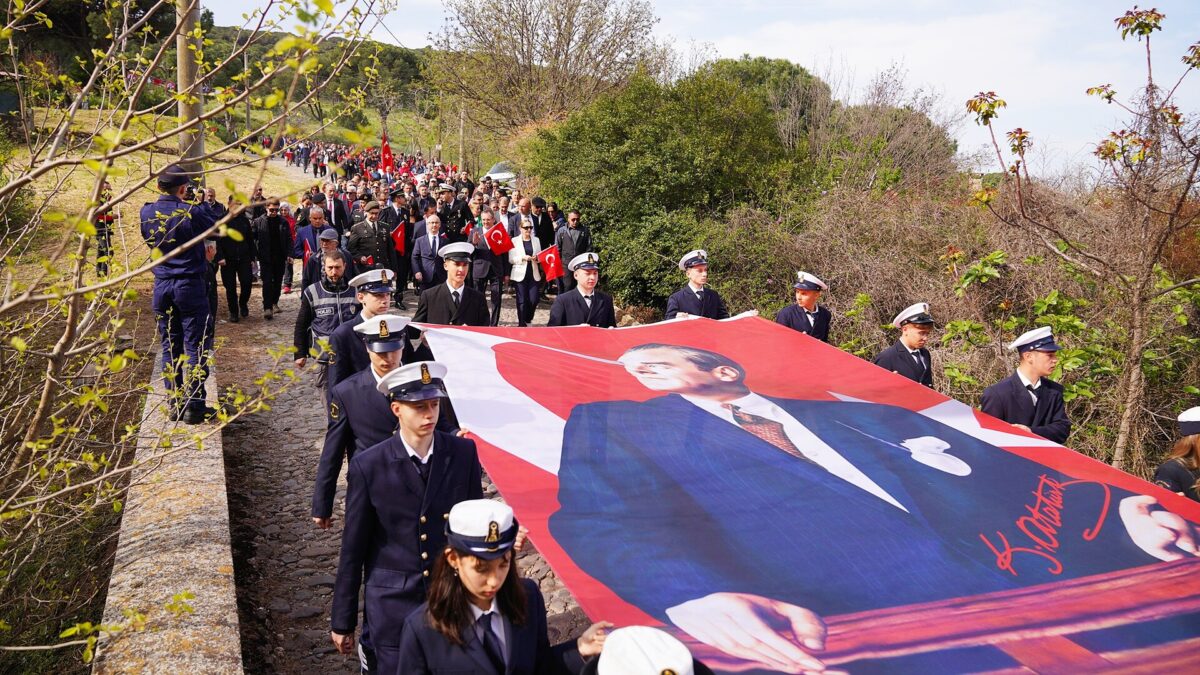 Ayvalık’ta Atatürk’ün Gelişinin 92. Yılı Kutlandı