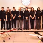 Edremit Anadolu İmam Hatip Lisesi İHA takımı robot yarışmasında finale yükseldi