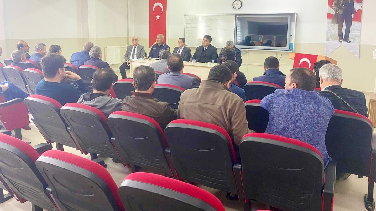 Havran'da okul güvenliği toplantısı gerçekleştirildi