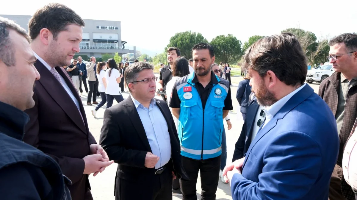 Acil Hemşireliği Öğrenci Rallisi BAÜN'de Gerçekleşti