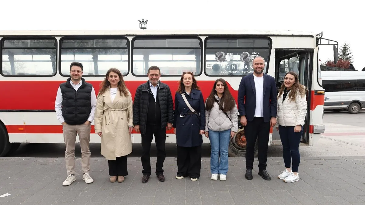 Balıkesir'de 17 Nisan Dünya Toplu Taşıma Günü'nde Nostaljik Bilet Heyecanı