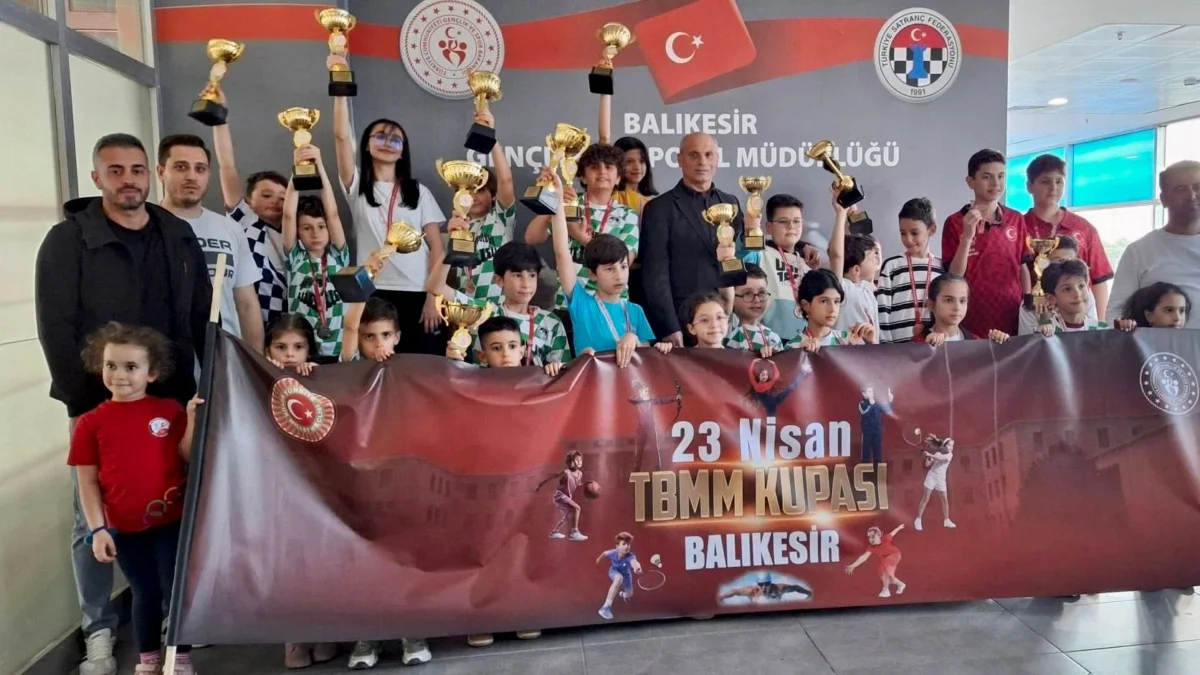 Balıkesir TBMM Kupası Satranç Turnuvası Heyecanla Sona Erdi