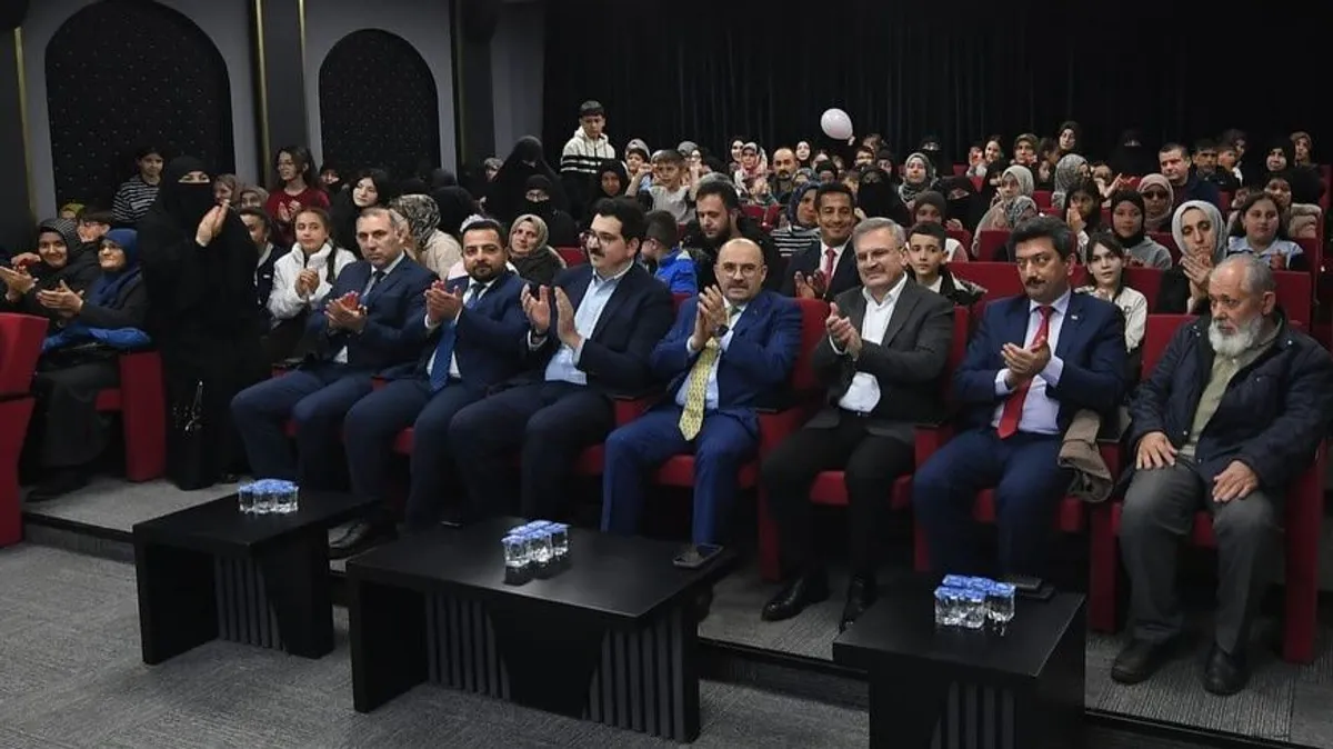 Balıkesir Valisi İsmail Ustaoğlu'ndan Değerler Eğitimi Vurgusu