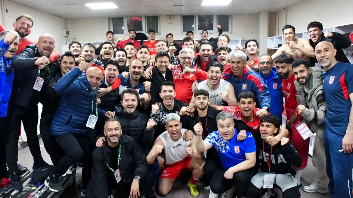 Balıkesirspor Play-Off'da Avantajı Kaptı: 2-1'lik Galibiyet