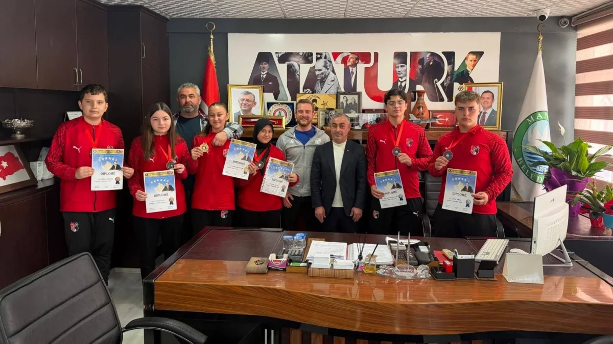 Manyas Belediyespor'dan tarihi başarı: Kosova'da 7'de 7