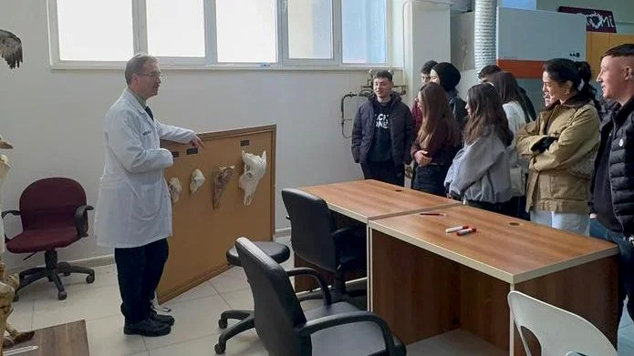 Sındırgılı Öğrenciler BAÜN Veteriner Fakültesi'ni Tanıdı