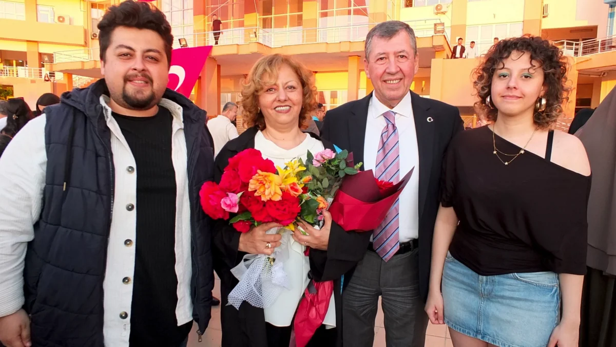 54 Yaşında Bölüm Birincisi: Ayla Erdil'in Azim Dolu Başarı Öyküsü