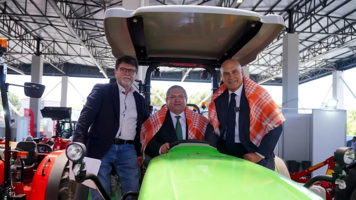 AGROAYVALIK 2026 Fuarı Kapılarını Açtı: Kuzey Ege Tarımı Tek Çatı Altında Buluştu
