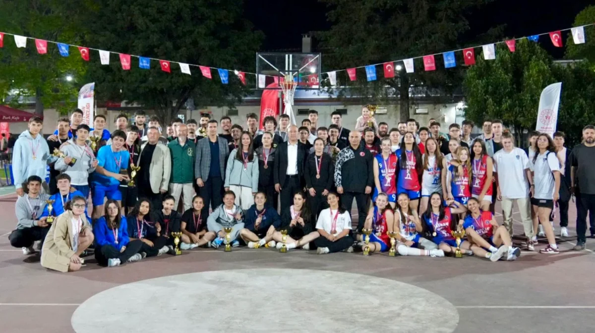 Balıkesir 3x3 Basketbol Gençlik Kupası heyecanı sona erdi
