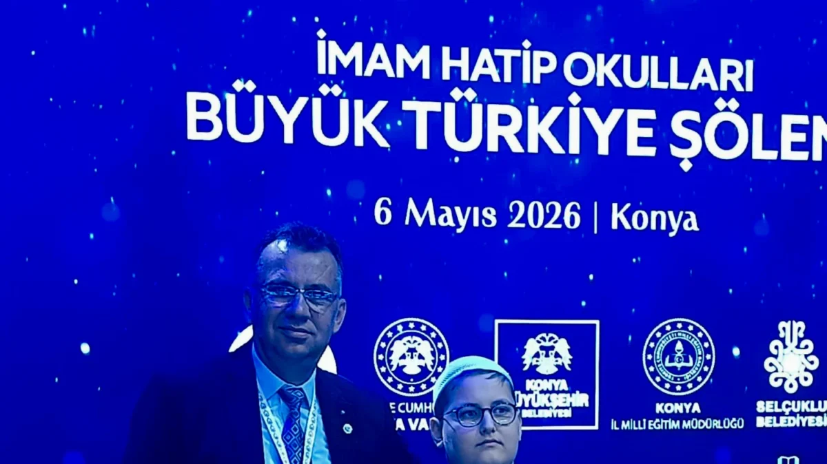 Balıkesirli Ali Beraat Deniz Genç Bilâller Ezan Okuma Yarışması'nda Türkiye İkincisi Oldu