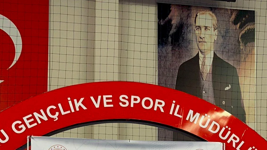 Balıkesirli Yıldız Kızlar'dan İkisi Türkiye Şampiyonluğu!
