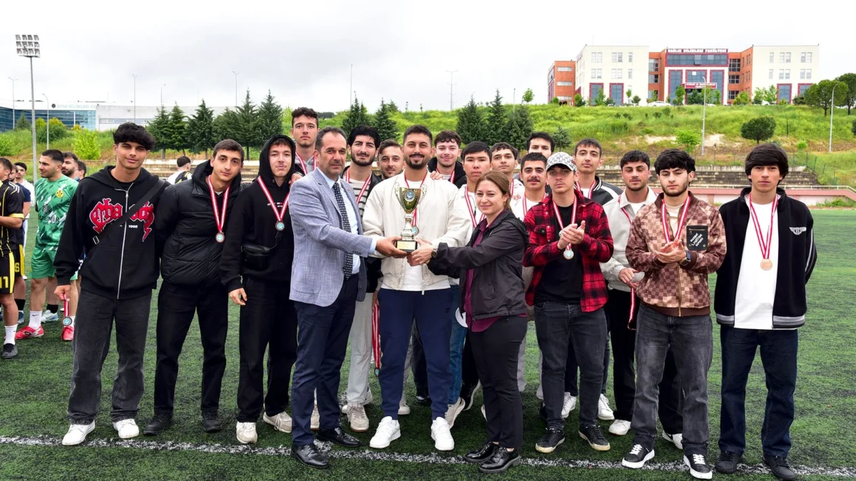 BAÜN Spor FEST 2026 Rektörlük Kupası Sahiplerini Buldu