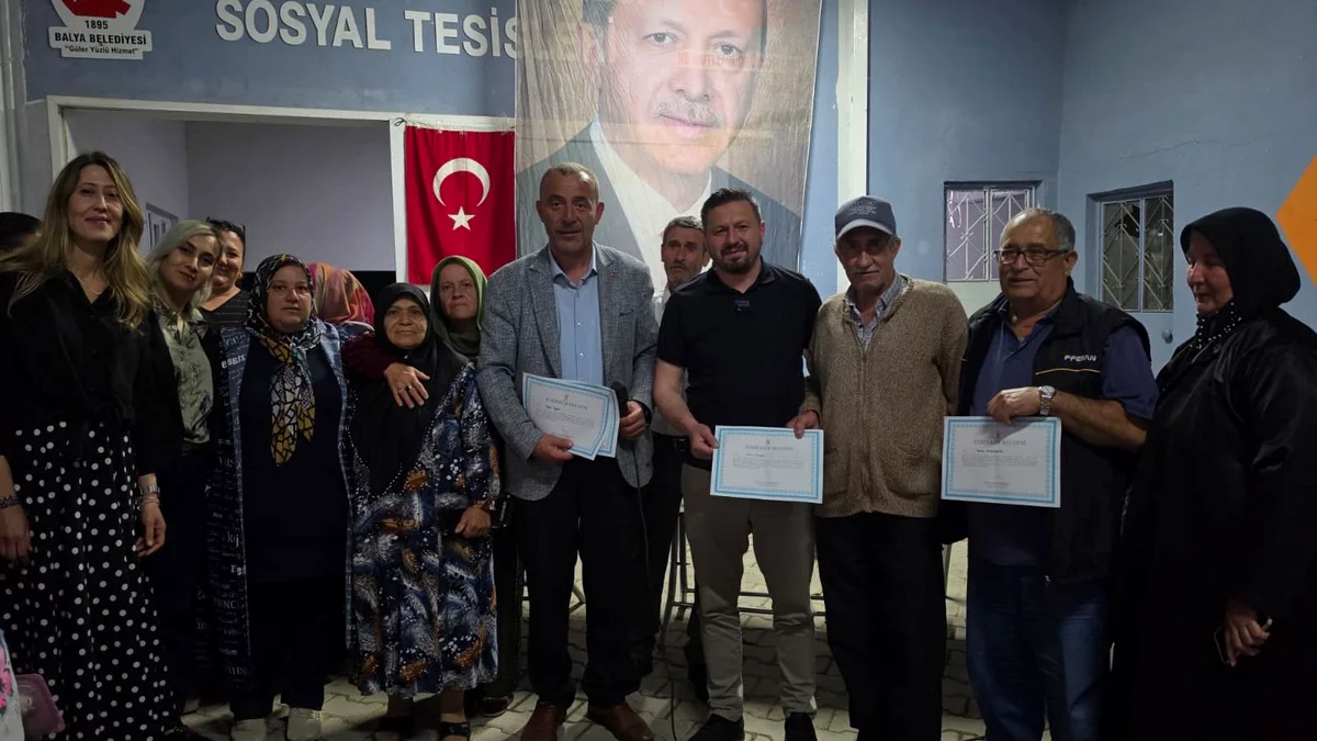 AK Parti Balıkesir İl Başkanı Mehmet Aydemir 20 Yıllık Sorunu 3 Günde Çözdü