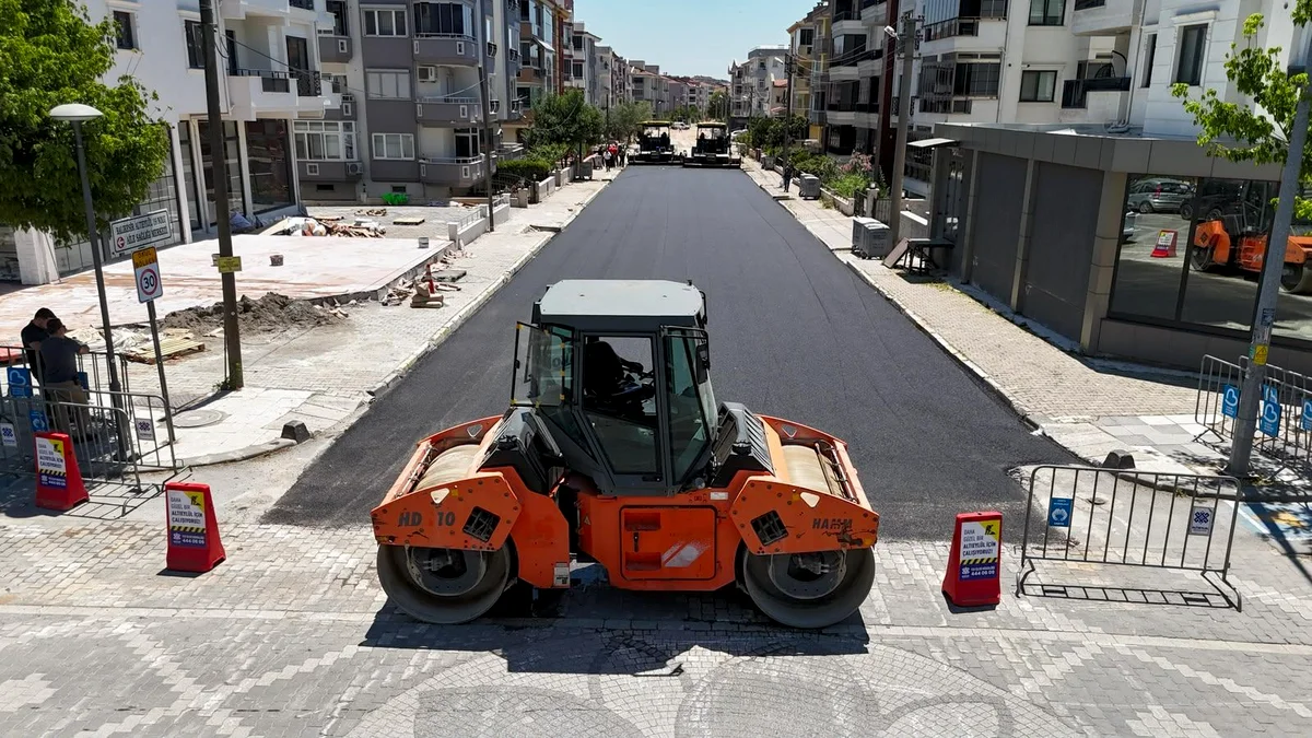 Altıeylül Belediyesi Asfalt Çalışmalarını Sürdürüyor