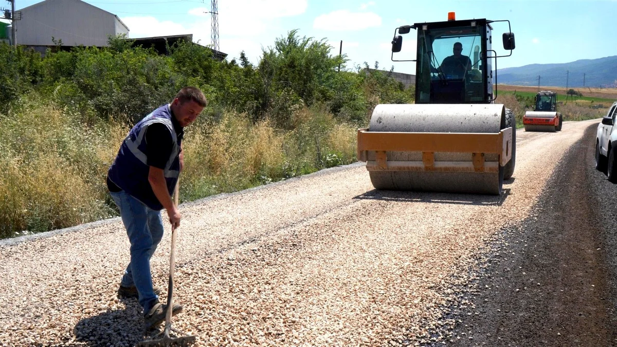 Balıkesir'de Manyas-Susurluk Yol Çalışması: 25 Yıllık Çile Sona Eriyor