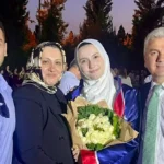 Milletvekili Mustafa Canbey'in Kızı Elif Canbey Lise Mezuniyetinde Gurur Yaşadı