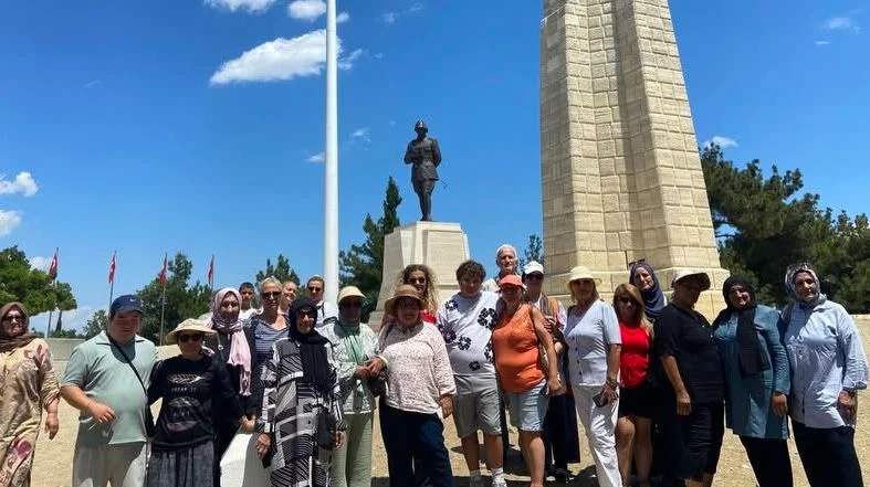 Marmara Adalar Belediyesi'nden Vatandaşlara Çanakkale Gezisi