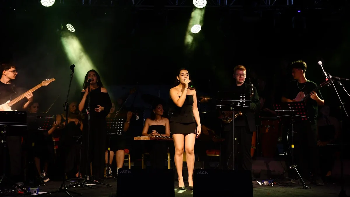Ayvalık Yaz Konserleri 2024: MOD10 ve Ayhan Erden Sahne Aldı