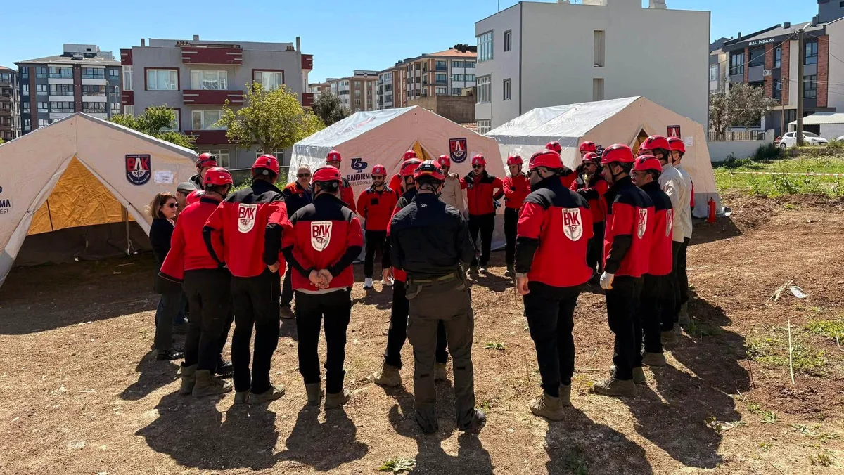 Bandırma Belediye Başkanı Mirza'dan 17 Ağustos Mesajı