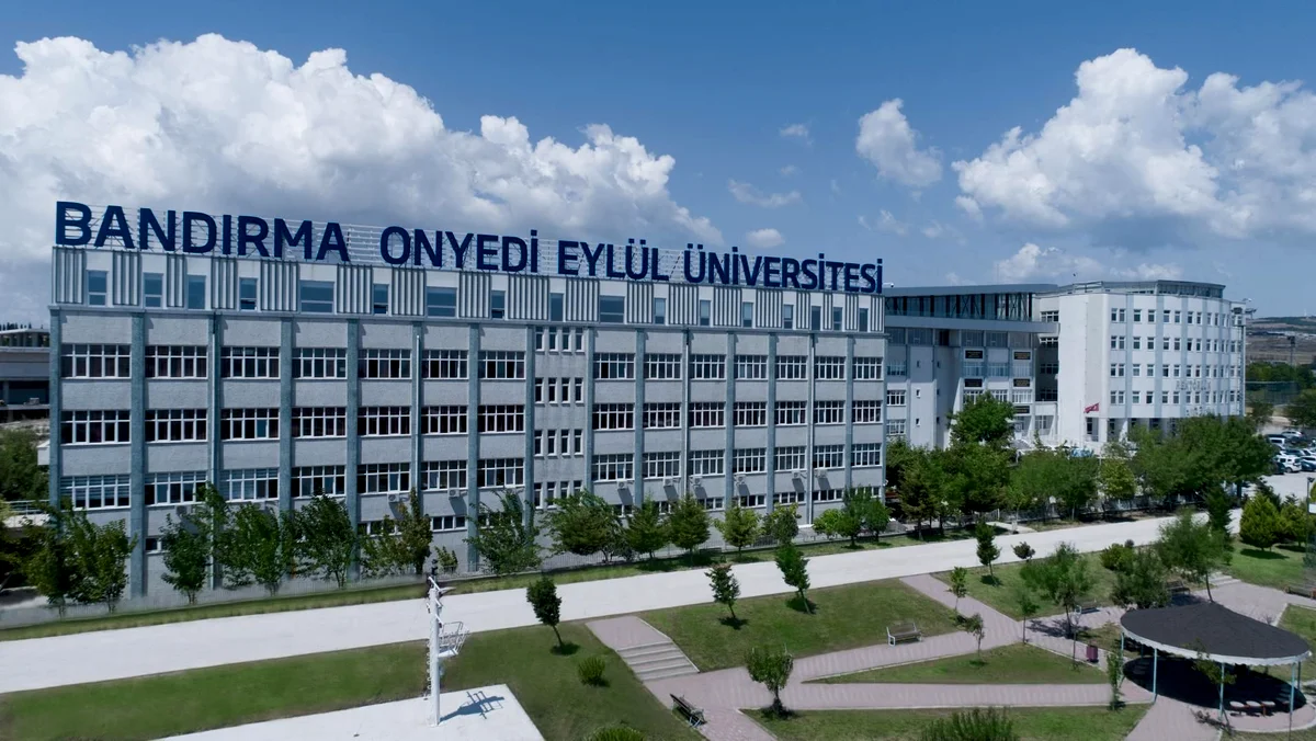 BANÜ Rektörü Boz'dan YKS Tercih Dönemi Mesajı