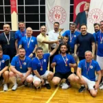 Eti Maden Voleybol Takımı Şampiyonluk Kupasını Kaldırdı