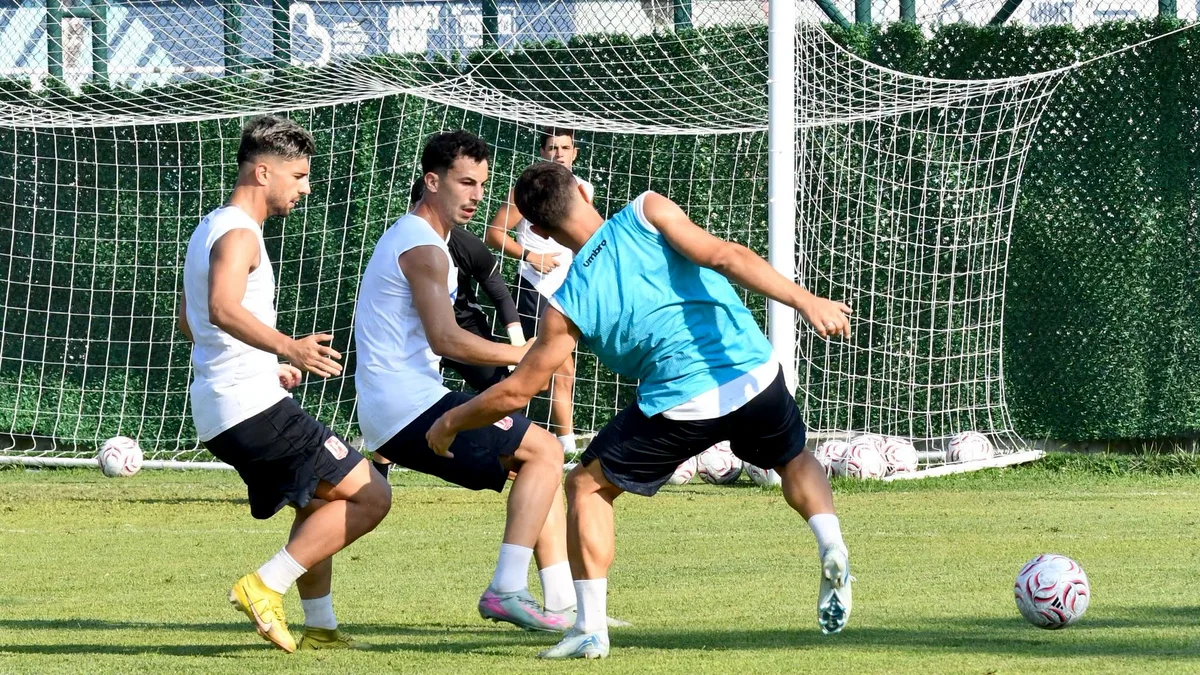 Polat Çetin'den Balıkesirspor Açıklaması: 'Büyük Camiaların Hedefleri Büyüktür'